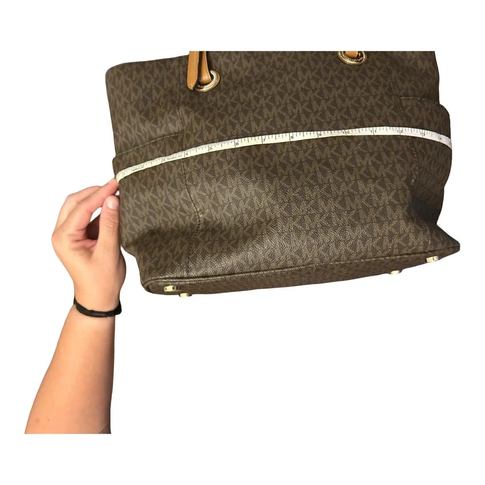 Michael Kors Voyager Brown MK Monogram Signature Tote Bag Gold Hardware